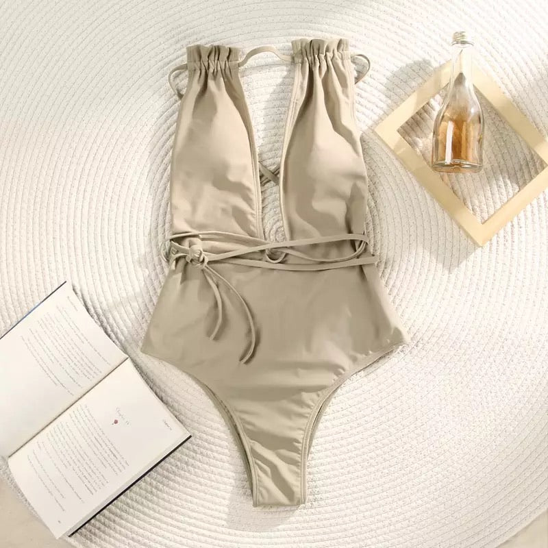 Albina Suit